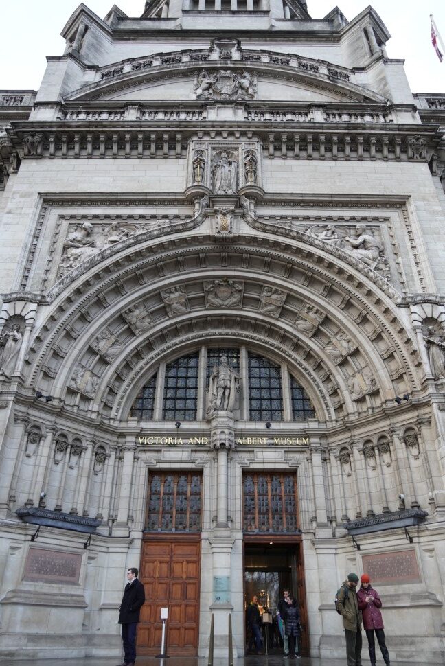 V&Aサウス・ケジントンのメインエントランス