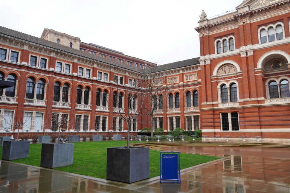 V&Aサウス・ケジントンの中庭